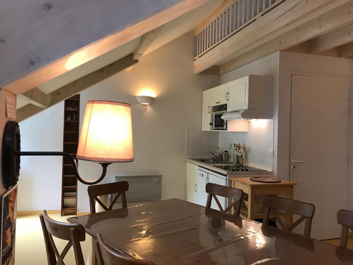 Place De La Mairie T2 Type Loft 70M2 Terrasse 35M2 Cauterets Exterior photo